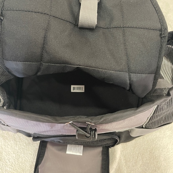 NEW Pet Backpack Carrier (medium) & Pet Umbrella - Picture 4 of 13